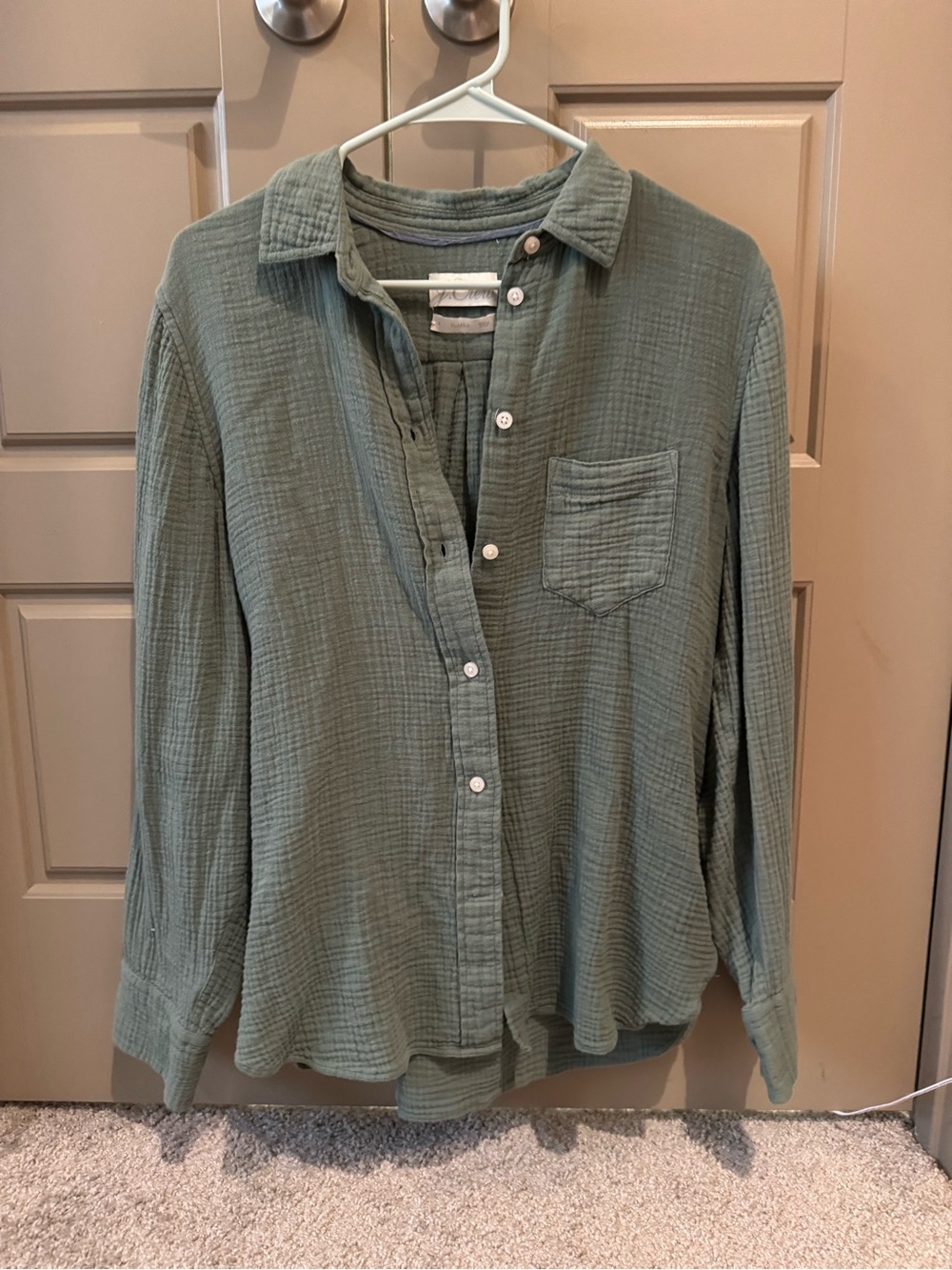 Classic J.Crew Crinkled Button-Down Shirt in Sage Green